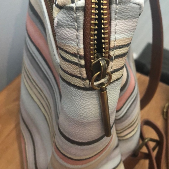 Purse/backpack - Picture 5 of 5